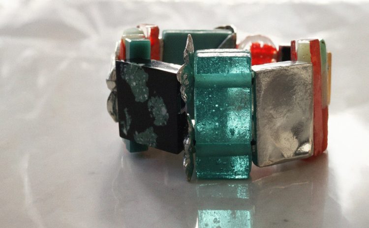  Anne-Marie Chagnon – Bijoux artisanaux